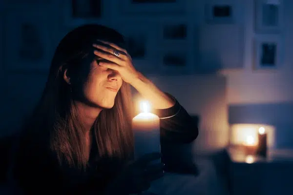 Cómo usar una estación de energía portátil durante un corte de luz