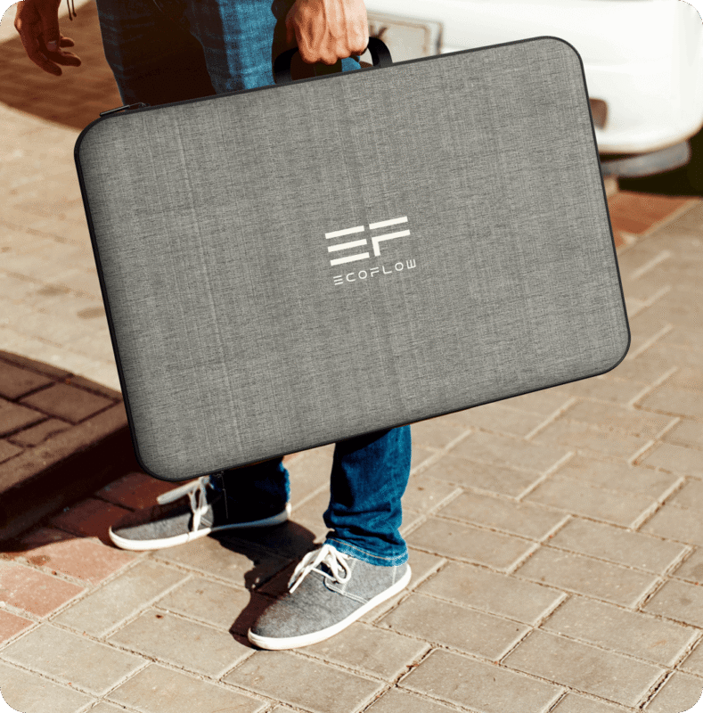 Paneles solares EcoFlow generando energía bajo el sol del verano argentino